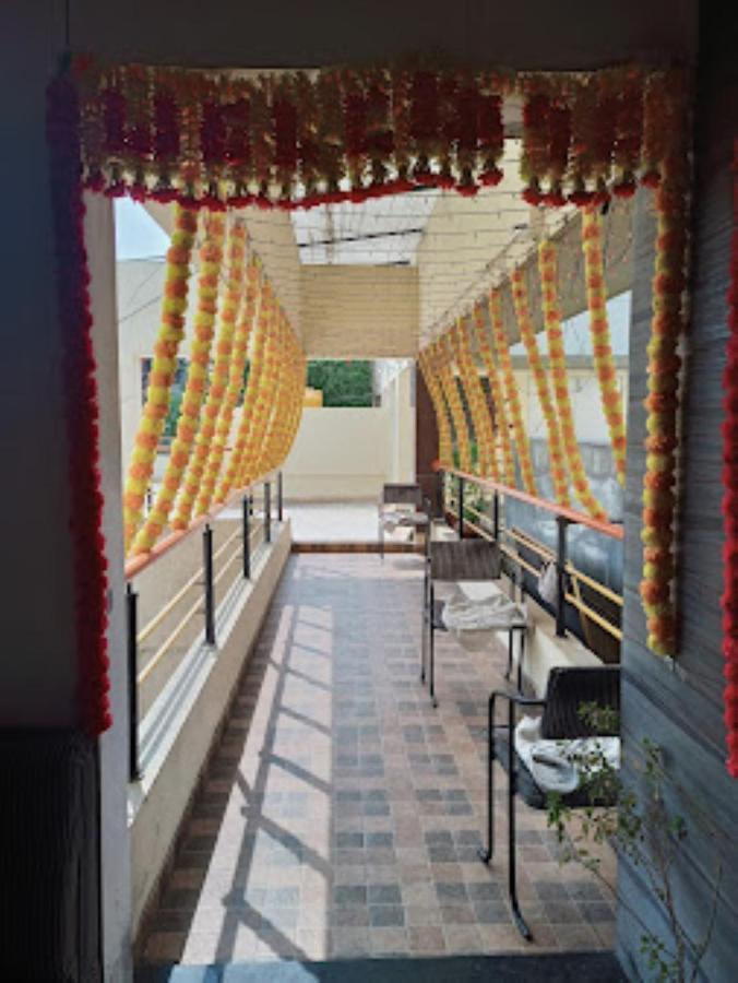 Atithi Guest House,Nashik Ngoại thất bức ảnh